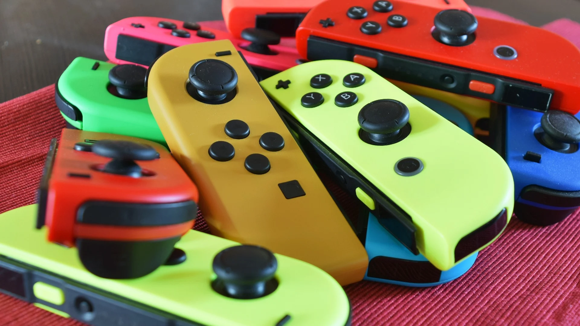 Budget Joy-Con Controller Set